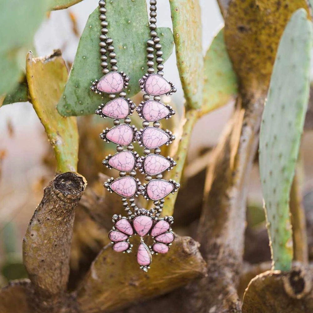 SOUTHERN FRIED SQUASH BLOSSOM NECKLACE - PINK